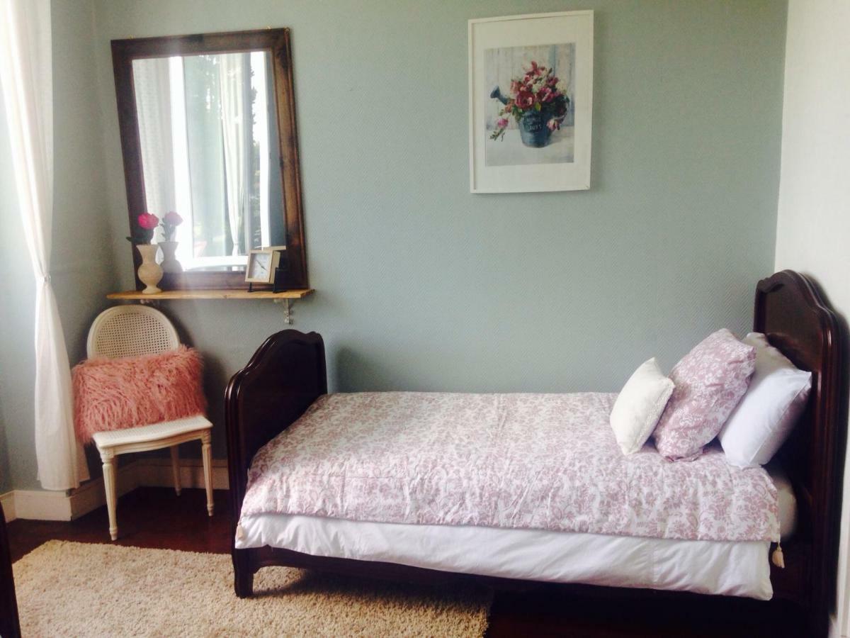 Bed and Breakfast Le Fagnard Chalais  Экстерьер фото