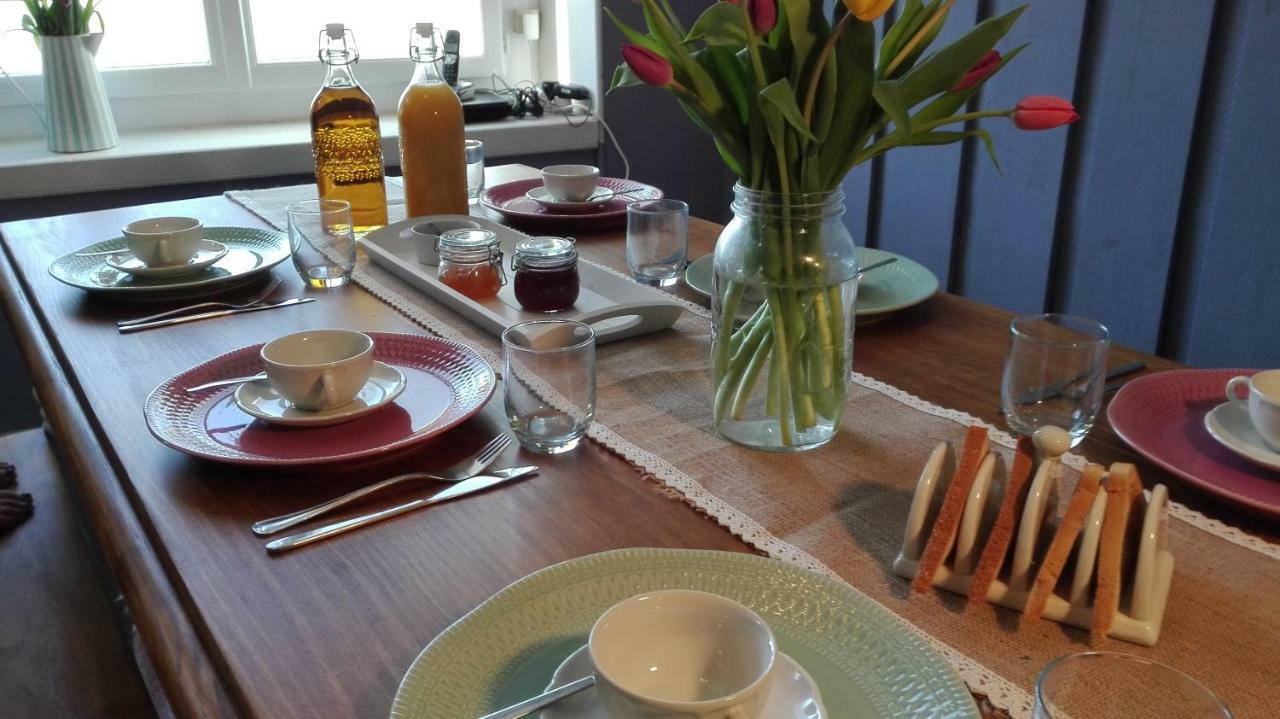 Bed and Breakfast Le Fagnard Chalais  Экстерьер фото